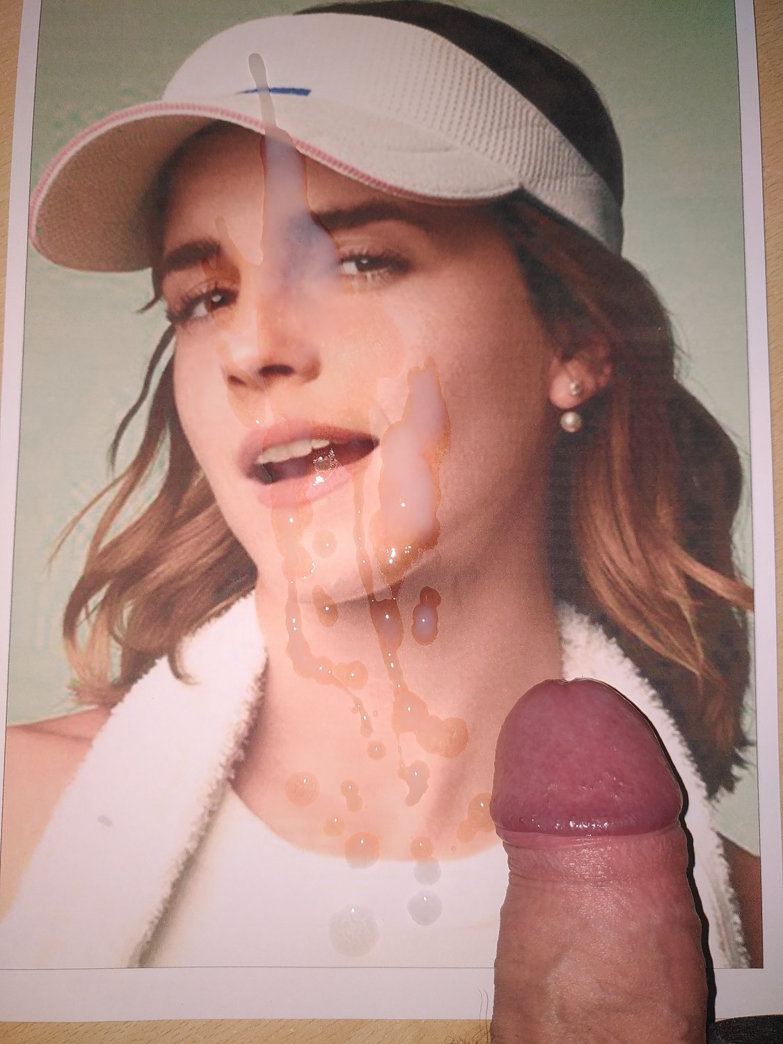 DkDRJMXh Emma Watson cum tribute 2 04.jpg